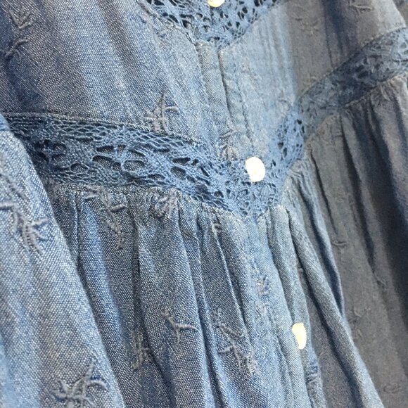 Blue Plentiful Pleats Billowing Sleeve Lace and Floral Texture Button Up Blouse - Picture 7 of 16